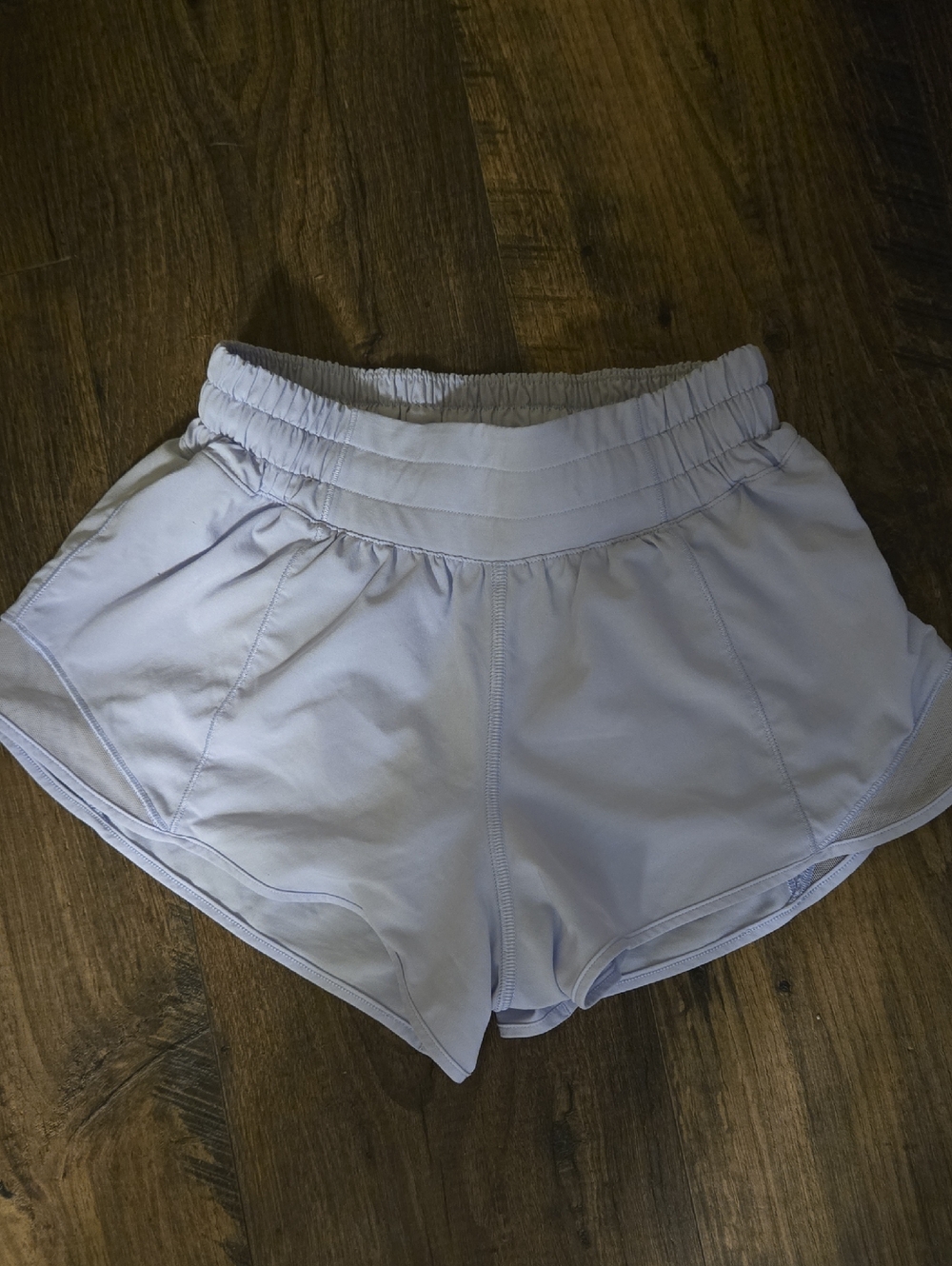 lululemon athletica Light Lavender Athletic Shorts Size 2💋🤩🪻🐥